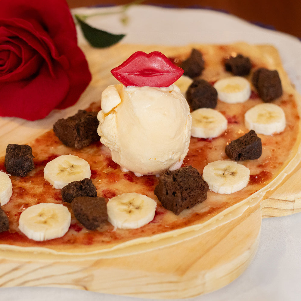 Crepe con base de mermelada de fresa
