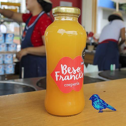 Jugo de mango, naranja, maracuyá - Beso Frances
